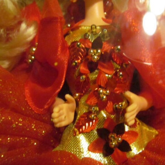 RARE! RARE! RECALL! SPECIAL EDITION - HAPPY HOLIDAY BARBIE. NEW ORIGINAL BOX - Picture 13 of 16